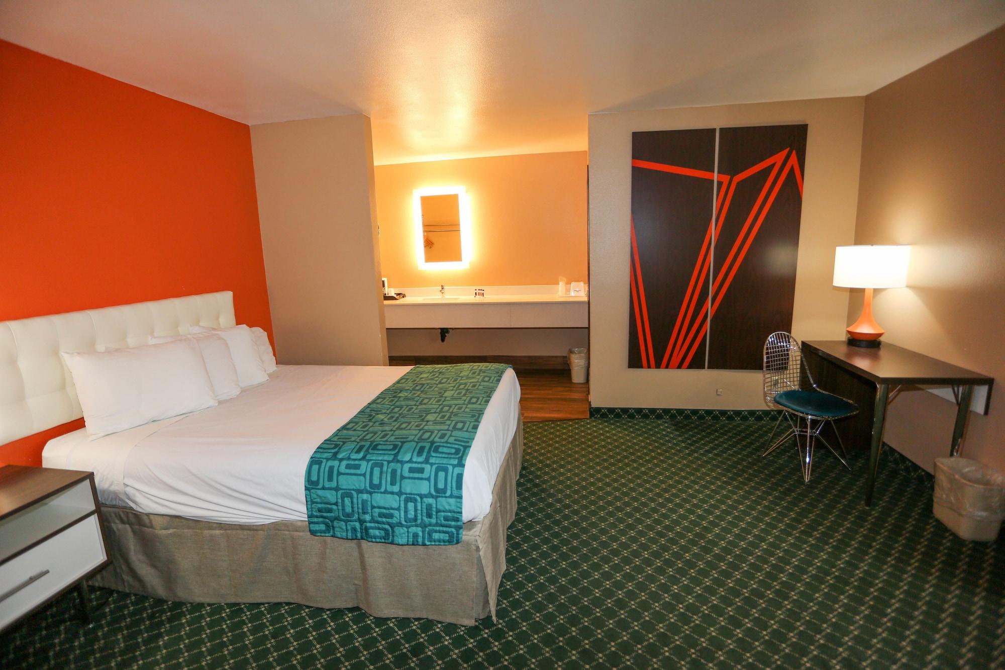 ฮาวเวิร์ด จอห์นสัน บาย วินด์แฮม แฟล็กสตาฟ I-40 อีสต์ ลัคกี้เลน Hotel แฟลกสตาฟ ภายนอก รูปภาพ