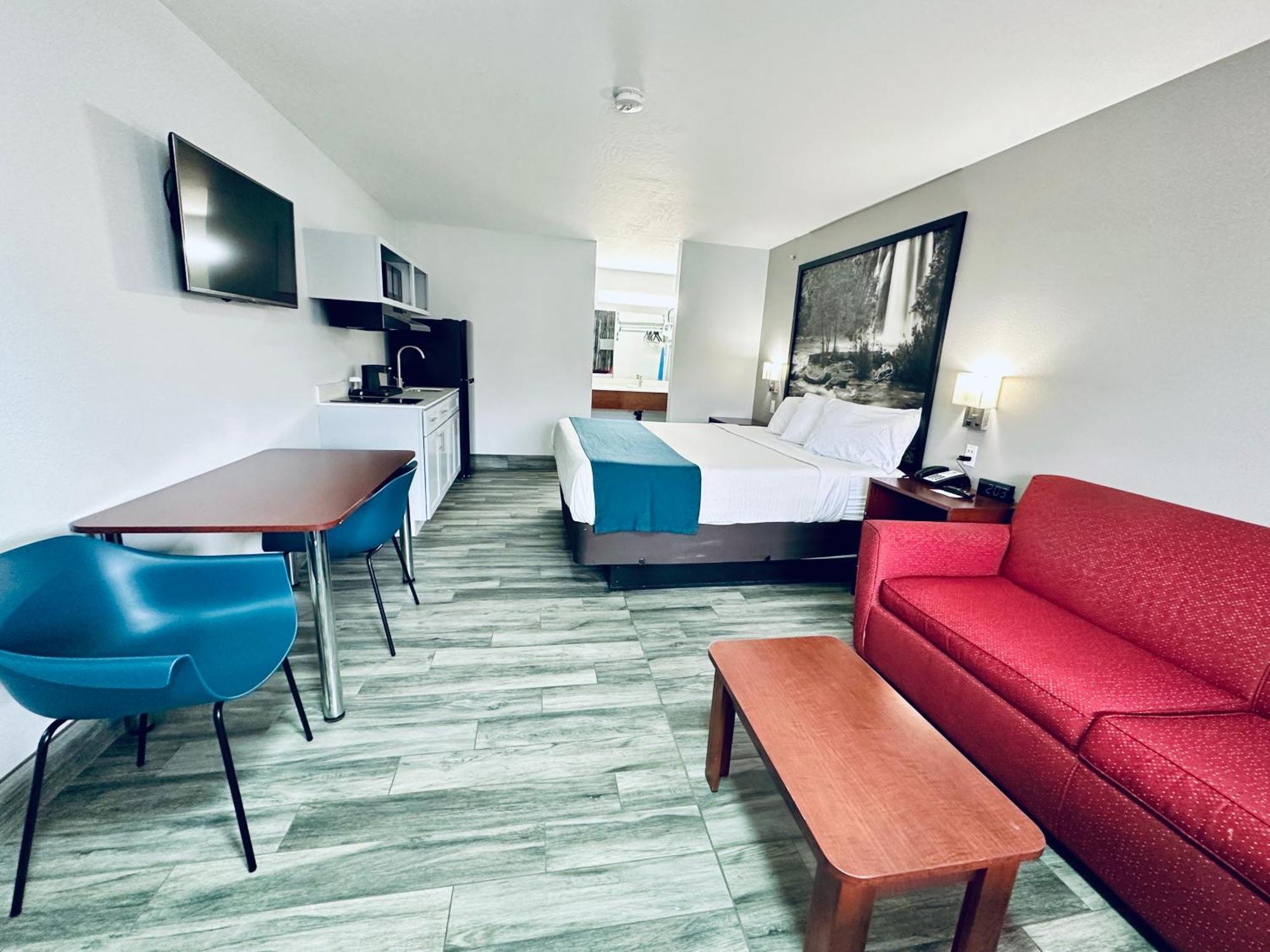 ฮาวเวิร์ด จอห์นสัน บาย วินด์แฮม แฟล็กสตาฟ I-40 อีสต์ ลัคกี้เลน Hotel แฟลกสตาฟ ภายนอก รูปภาพ